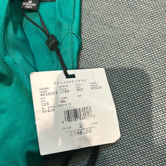 Prom dress - Picture 3 of 3